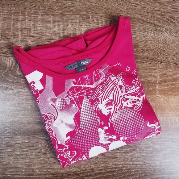 Magenta H&M Graphic T - Picture 3 of 7